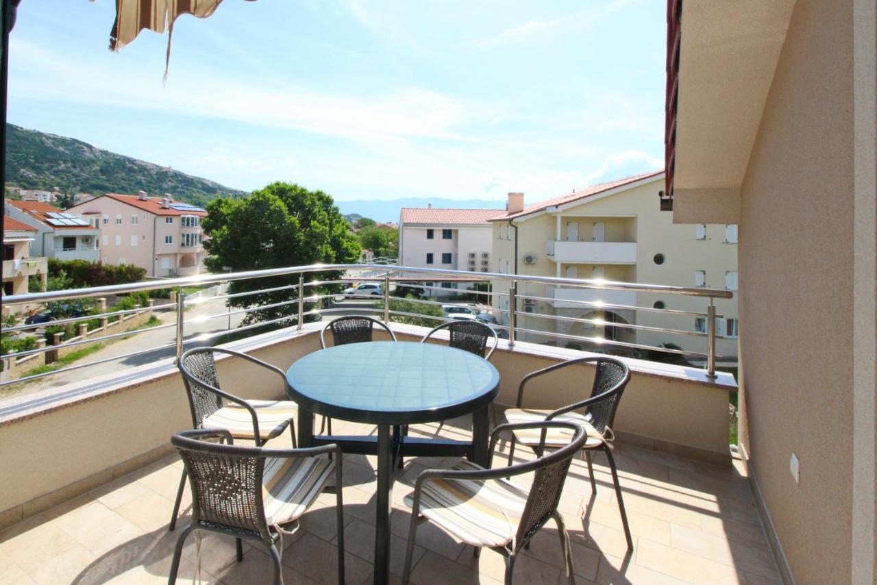 Apartments By The Sea Baska, Krk - 18845 Екстериор снимка