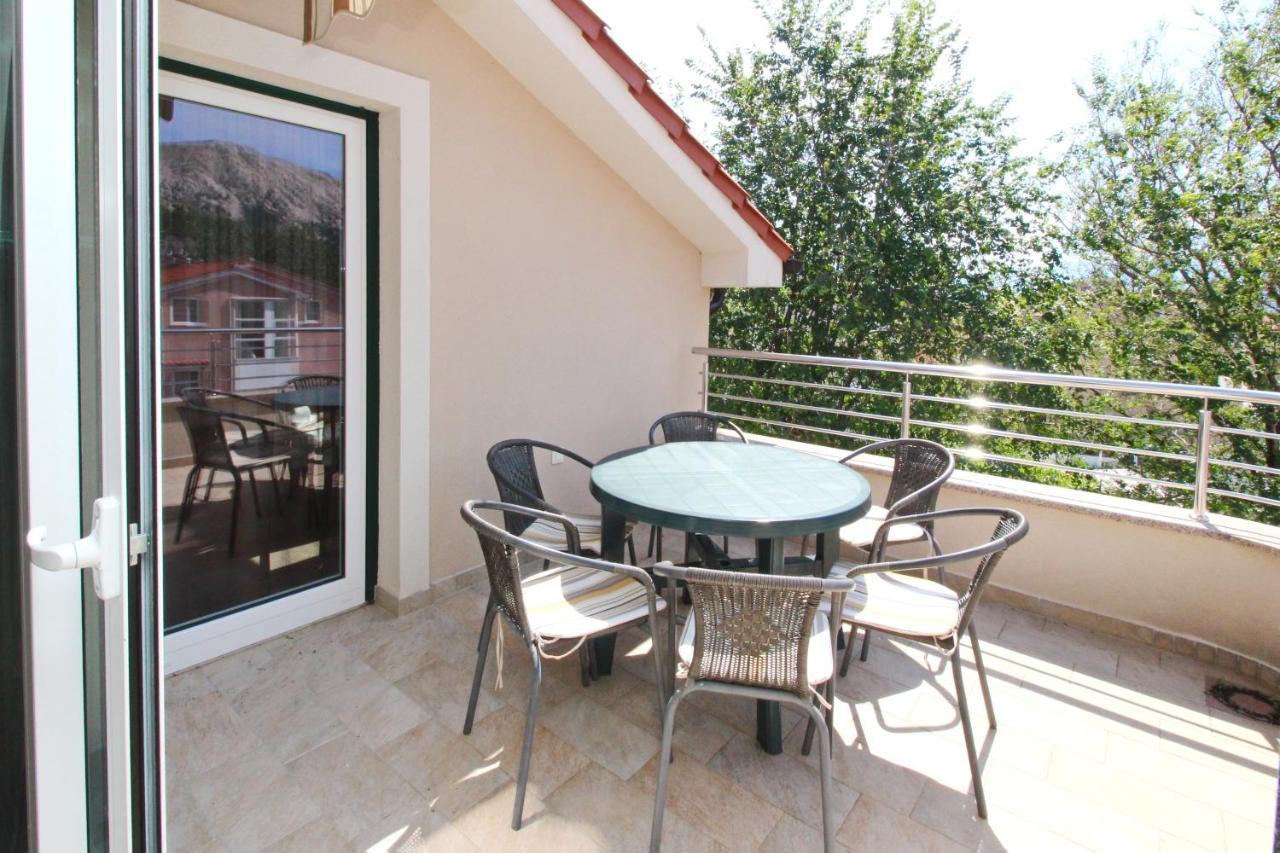 Apartments By The Sea Baska, Krk - 18845 Екстериор снимка