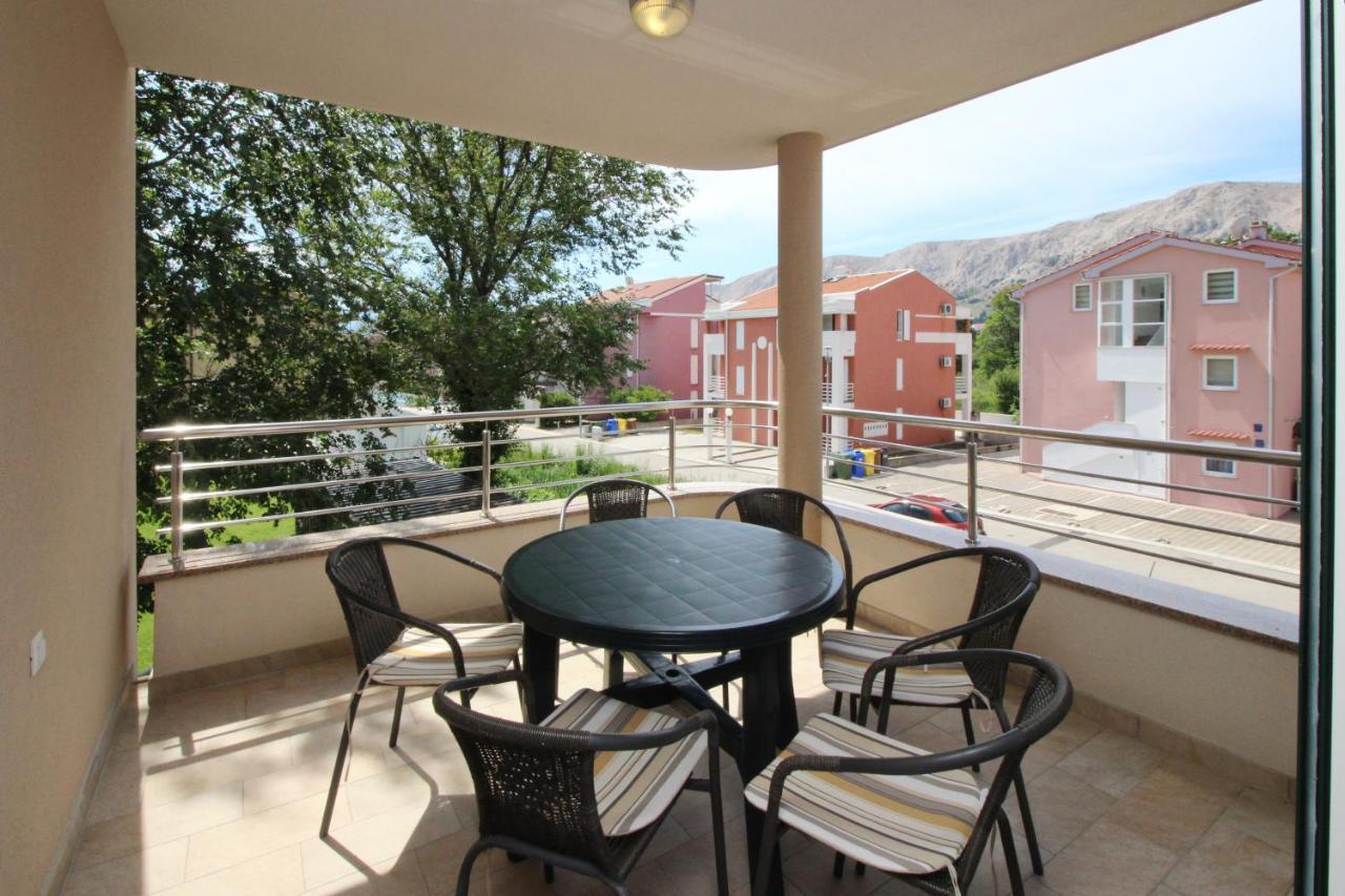 Apartments By The Sea Baska, Krk - 18845 Екстериор снимка